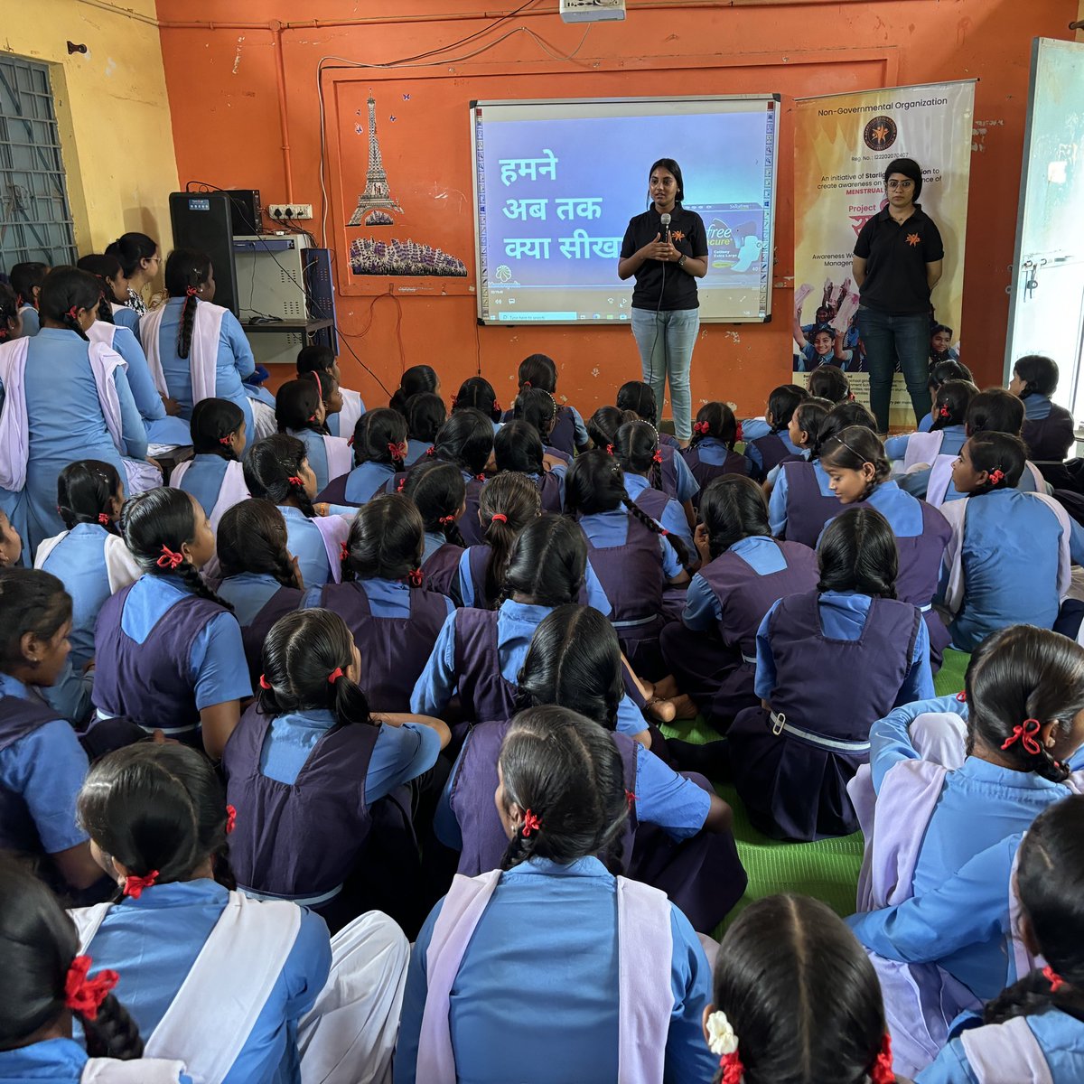 Starlightfo_'s tweet photo. Conducted a menstrual hygiene literacy session at Government Higher Secondary School, Purai (Durg). The participants gained a comprehensive understanding of the menstrual cycle, hormonal changes, and the importance of menstrual hygiene.

#menstrualliteracy
#periodsarenormal #ngo https://t.co/7D0UtGmfZF