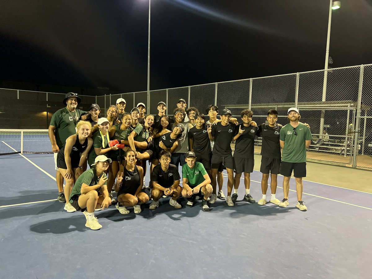 Congrats to varsity on their HUGE 10-6 win against Leander! Keep it up wolves!
#cpproud #twolves