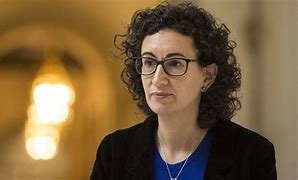 maribel_muntane's tweet photo. Va tornar per acabar la feina.
Certament, la va acabar i ben acabada regalant Catalunya a Espanya.
@martarovira respondràs les declaracions d'avui de M. Jesús Montero?
Serem tot orelles. https://t.co/XQGD3rpxvF