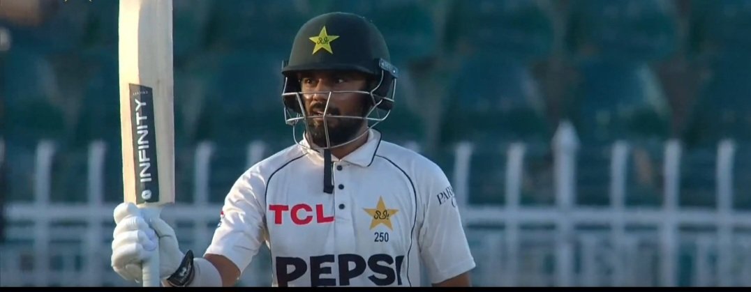 CricBrief2005's tweet photo. 7th Test fifty in just 11 matches for Saud Shakeel.

 #ICC #PCB #PAKvsBAN #BabarAzam𓃵 #Rizwan #ShaheenAfridi #ShanMasood #SaudShakeel #PakistanCricket #Shoriful  #CricketTwitter #CricketUpdate https://t.co/6DSbjWt88G