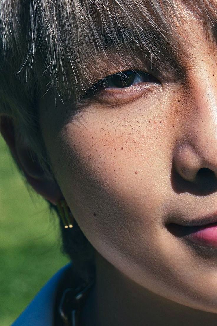 EB0YRM's tweet photo. he's so perfect https://t.co/ITcdsynea3