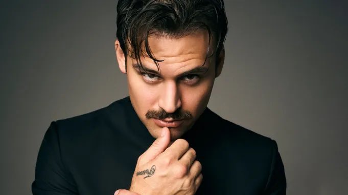 buckleysbf's tweet photo. I’m still thinking about this photoshoot https://t.co/G8HtIJZGH1