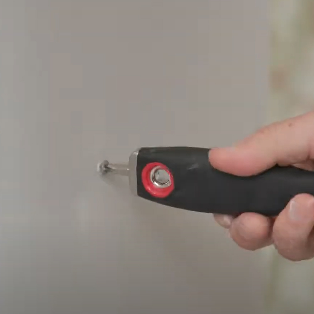 AllwayToolsInc's tweet image. Simplify your drywall work with our SX line of joint &amp;amp; putty knives! 🛠️ We’ve added a built-in screwdriver bit so you can easily adjust screws without switching tools. More efficiency, less hassle! #DrywallTools #AllwayTools #EfficiencyMatters