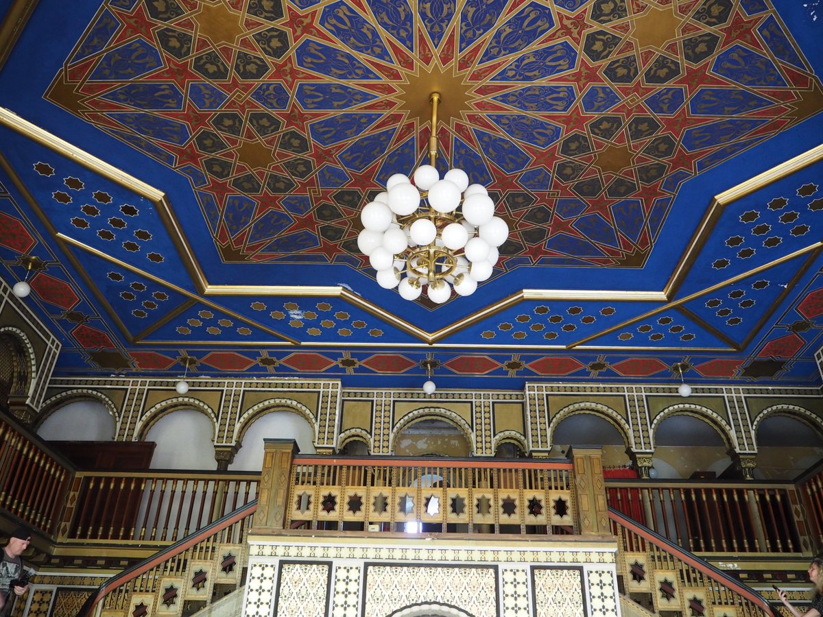 SoloTravelStory's tweet photo. Sept 23 I took part in the #HeritageDays in Leipzig, which has the best programme to see memorials for free and learn about preservation.
📍Germany's first lido 1916 art nouveau with Turkish baths & sauna
📍 Auerbach's Keller - iconic historic wine cellar
1/2 #VisitLeipzig https://t.co/5cEu7ilf1b