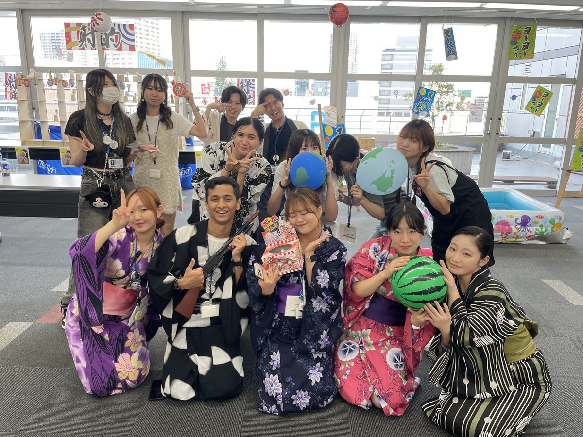 trident_l's tweet photo. 【オープンキャンパス】

今日は、年に数回何講座でも自由に講座が受けられるスペシャルオープンキャンパスを行いました♪

たくさんの方にご参加いただき
イベントは大成功🌻🍉

来てくれた子ありがとう〜♪

次回オープンキャンパスは8月24日(土)です！

#オープンキャンパス #愛知県専門学校 https://t.co/3iKZupLxjV