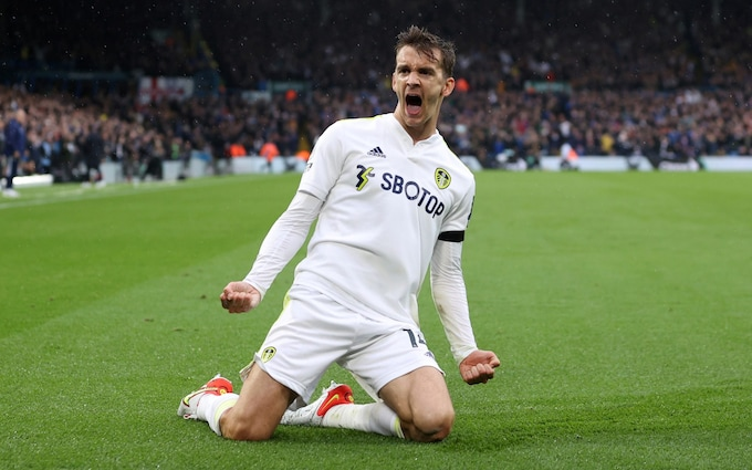 LUFCBuzz's tweet photo. Roca, Llorente, Kristiensen, Koch.
Could, not, care, less. https://t.co/8x1HCIH2Qn