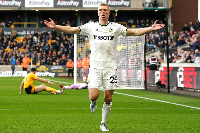 LUFCBuzz's tweet photo. Roca, Llorente, Kristiensen, Koch.
Could, not, care, less. https://t.co/8x1HCIH2Qn