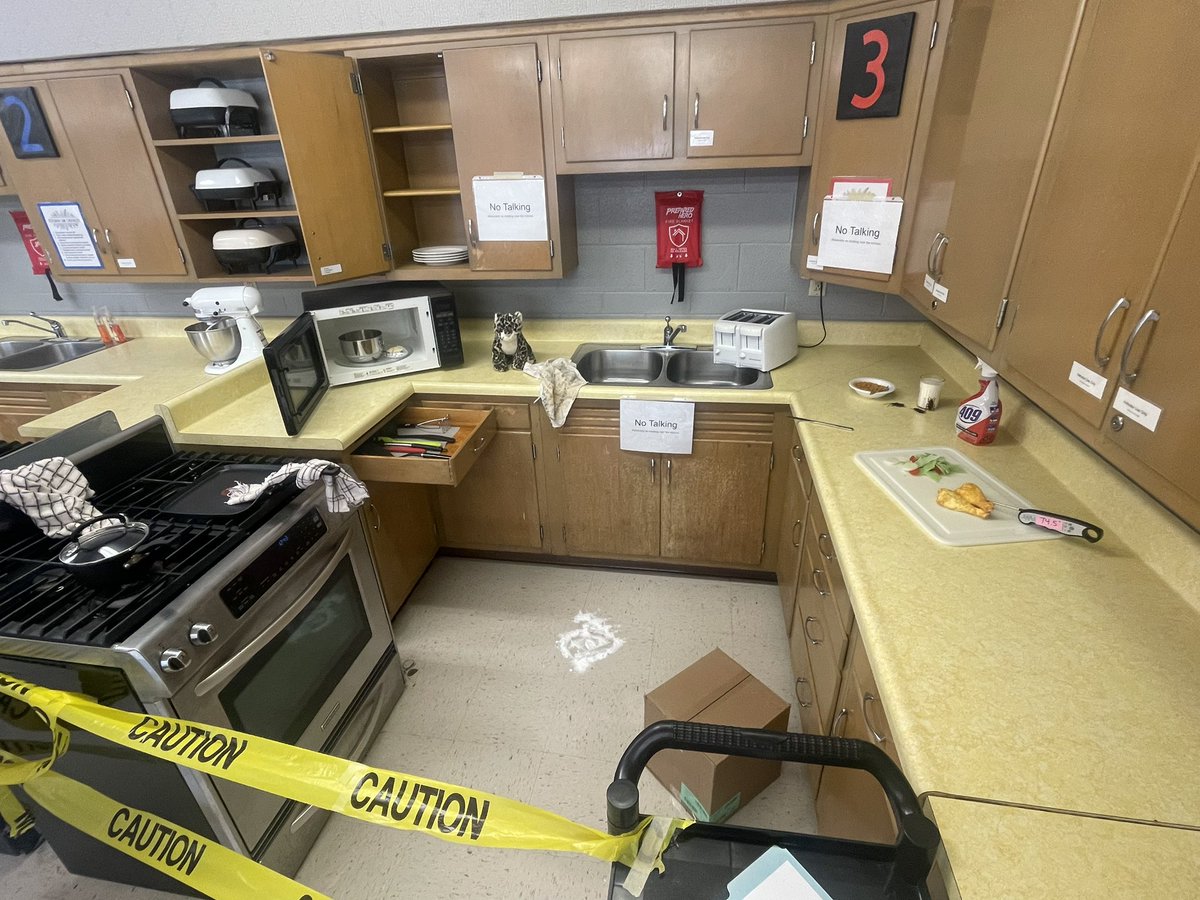 UTpantherpause's tweet photo. Got to test my kitchen safety skills in Ms. Schroeders foods class! Can you find all 15? (I got a solid B so I’ll definitely need to be safer) #weareut https://t.co/aUX7HYuLg7