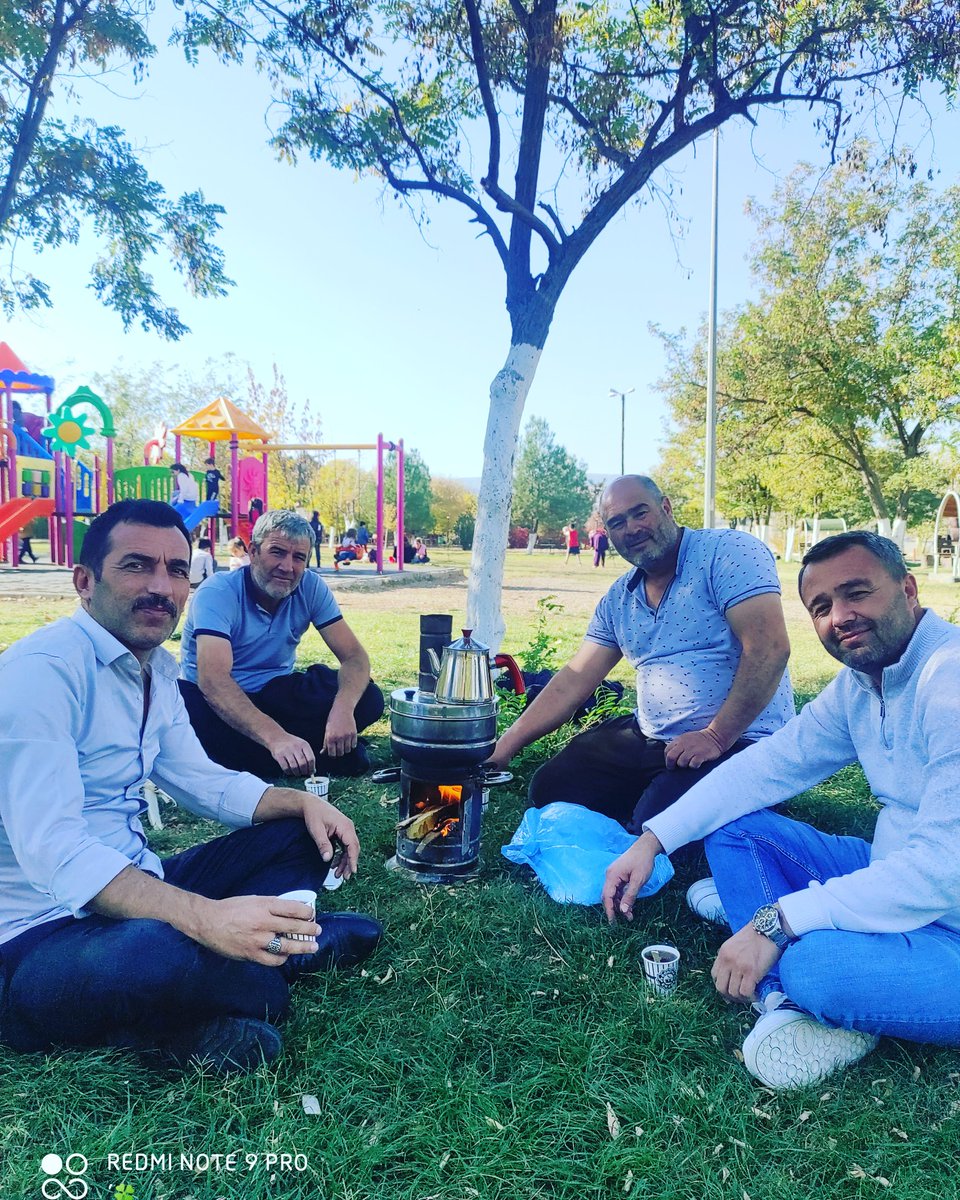 ayazede46🇹🇷 (@su_han1010) on Twitter photo Dost kalbe şifadır. Dost kalbe şifadır.