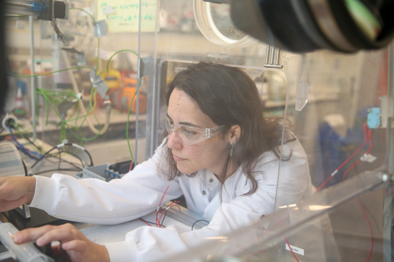 QMULSEMS's tweet photo. Professor Ana Jorge Sobrido Admitted as Fellow of the Royal Society of Chemistry @Ana_JSobrido https://t.co/HUKiLlMiPj https://t.co/rBVfMvZBvM