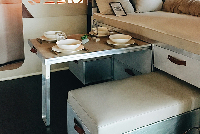 camperizado's tweet photo. Guía completa de accesorios para maximizar el almacenaje en tu autocaravana o camper https://t.co/RriONFrShK https://t.co/QxFXyBLloA