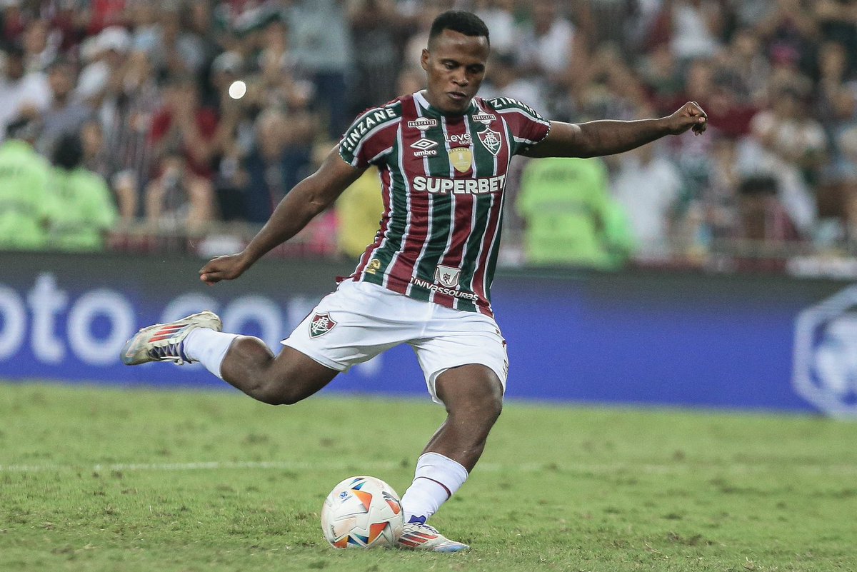 SofascoreBR's tweet photo. 🔎 Jhon Arias é o jogador do Brasil com mais assistências desde 2022! 🇨🇴🎩

⚔️157 jogos
⚽️36 gols
🅰️41 assistências
🔑329 passes decisivos (!)
🛠38 grandes chances criadas (!)
💨431 dribles certos (61%!)
🥊5 pênaltis sofridos (!)
🦾720 bolas recuperadas (!)
💯Nota Sofascore 7.35 https://t.co/NAdqfBjFSe