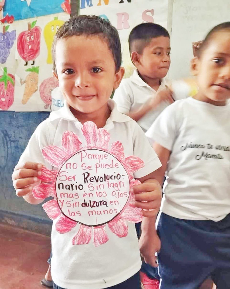 #Nicaragua || En Amor y en Revolución, continuamos caminando, avanzando y construyendo el porvenir de todos ...👦🏻👧🏻❤️🖤🇳🇮

<a href="/VivaNicaragua13/">Viva Nicaragua</a> <a href="/el19digital/">El 19 Digital</a> <a href="/PresidentedePaz/">Daniel 🇳🇮</a> <a href="/DanielMiPresid1/">Pueblo Presidente 🇳🇮</a> <a href="/Canal2Nicaragua/">Canal 2</a> <a href="/Canal4Ni/">Canal 4 Nicaragua</a> <a href="/canaltn8/">TN8 Nicaragua</a> <a href="/nuevaya/">La Nueva Radio YA</a>