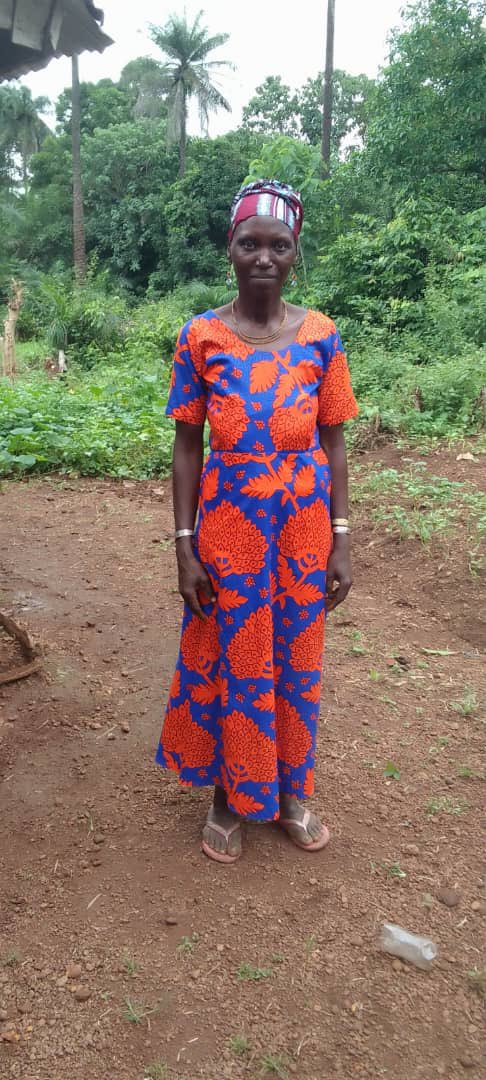 Another woman in Makorr village becomes 11th female chairman of the village council elections in #KareneDistrict as she defeated other contenders.Kadiatu Kamara joins other women from villages in #karene/#konodistricts to
clinch that position