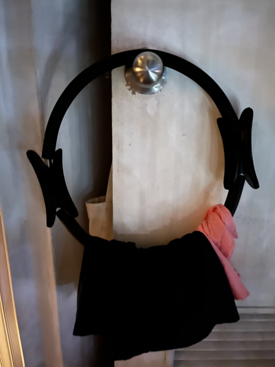 요가링 너마저 ㅠ #옷걸이 #요가링