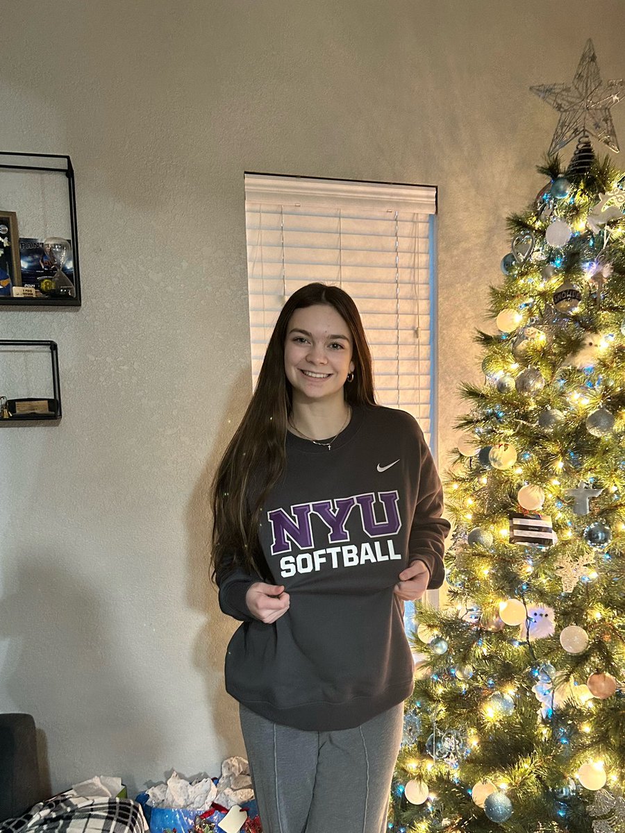 April Snowden tweet media