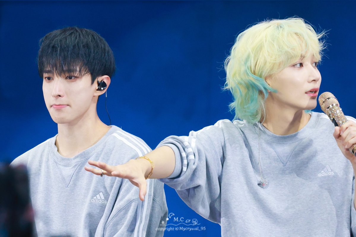 240724 caratland 
투샷 졸귀

#정한 #윤정한 #JEONGHAN #ジョンハン #도겸 #DK #ドギョム
#세븐틴  #SEVENTEEN
