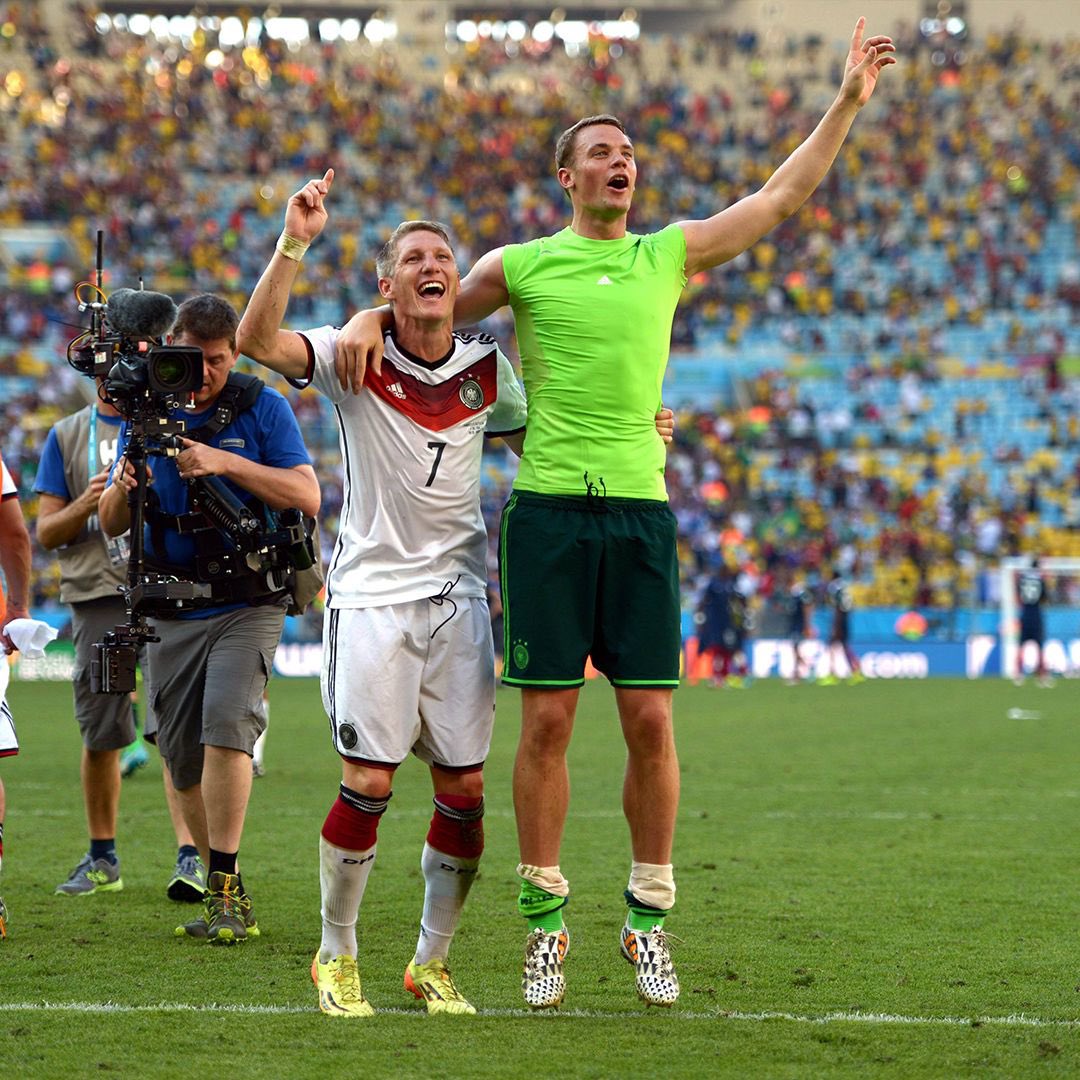 Bastian Schweinsteiger tweet media