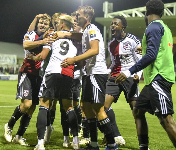 wokingfc's tweet photo. Photos of last nights victory over @Dag_RedFC are now available online courtesy of @davidholmes54. 📸 

https://t.co/oyKbfkm6NV https://t.co/mkhzMpByKf