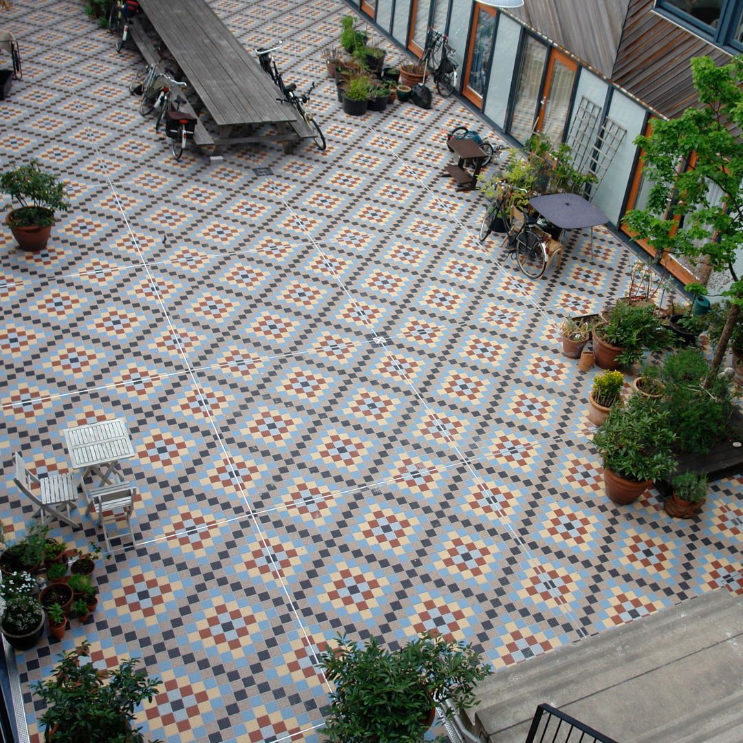 Viva Tile / Geometric is the perfect collection to add to your exterior spaces. Bringing a pop of color and designs that are sure to catch eyes. Viva Tile / Geometric is available in 24 colors and 20 shapes.