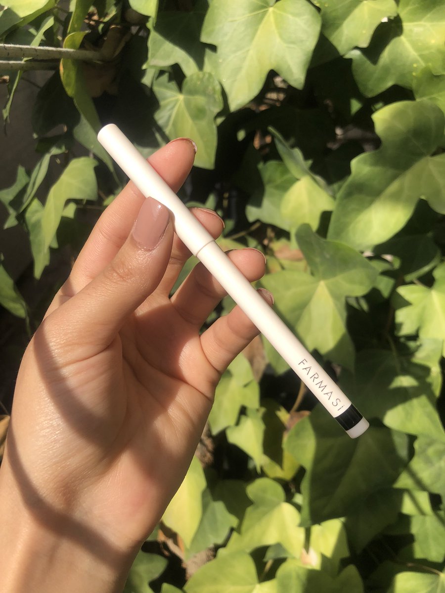 Bu cehennem sıcaklarında bile akmayan siyah göz kalemini bulmuş olmanın verdiği gurur🫶🏻 #reklamyok