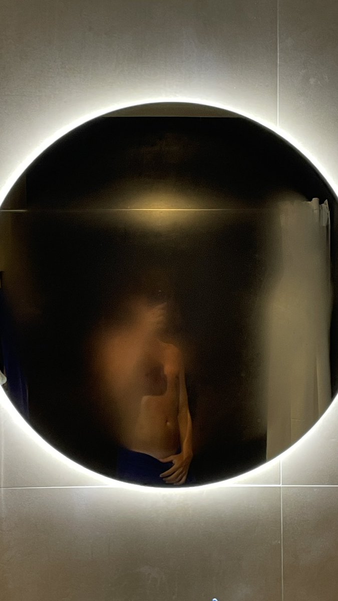 _vuur's tweet image. espejito espejito ✨