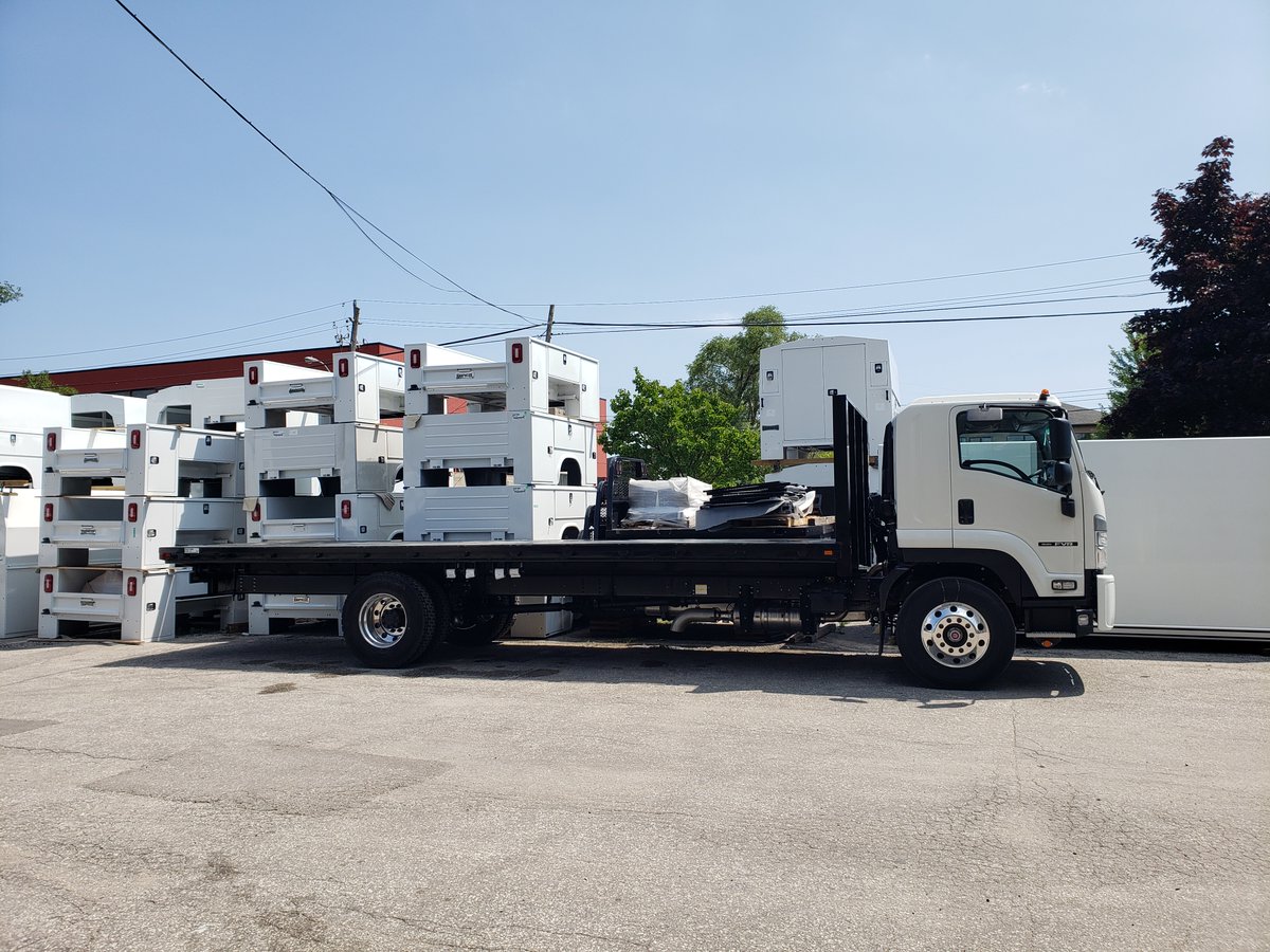 UnicellLimited's tweet photo. Choosing Unicell means trusting that your truck equipment will be precision-installed with care. Check out this truck we just finished at our📍Toronto Facility. Looking to add a stake body to your inventory, contact our sales team today! 📞416-421-6845 💻cdnsales@unicell.com https://t.co/W9Q3uoIDdE