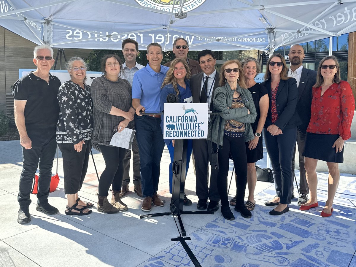 CalNatResources's tweet photo. We had a wild morning kicking off California Wildlife Reconnected with our public and private partners! 🐻🦌 Together, we’re building more wildlife crossings and improving habitat connectivity across the state.

#california #conservation #30x30CA https://t.co/CYLBmjxSgr