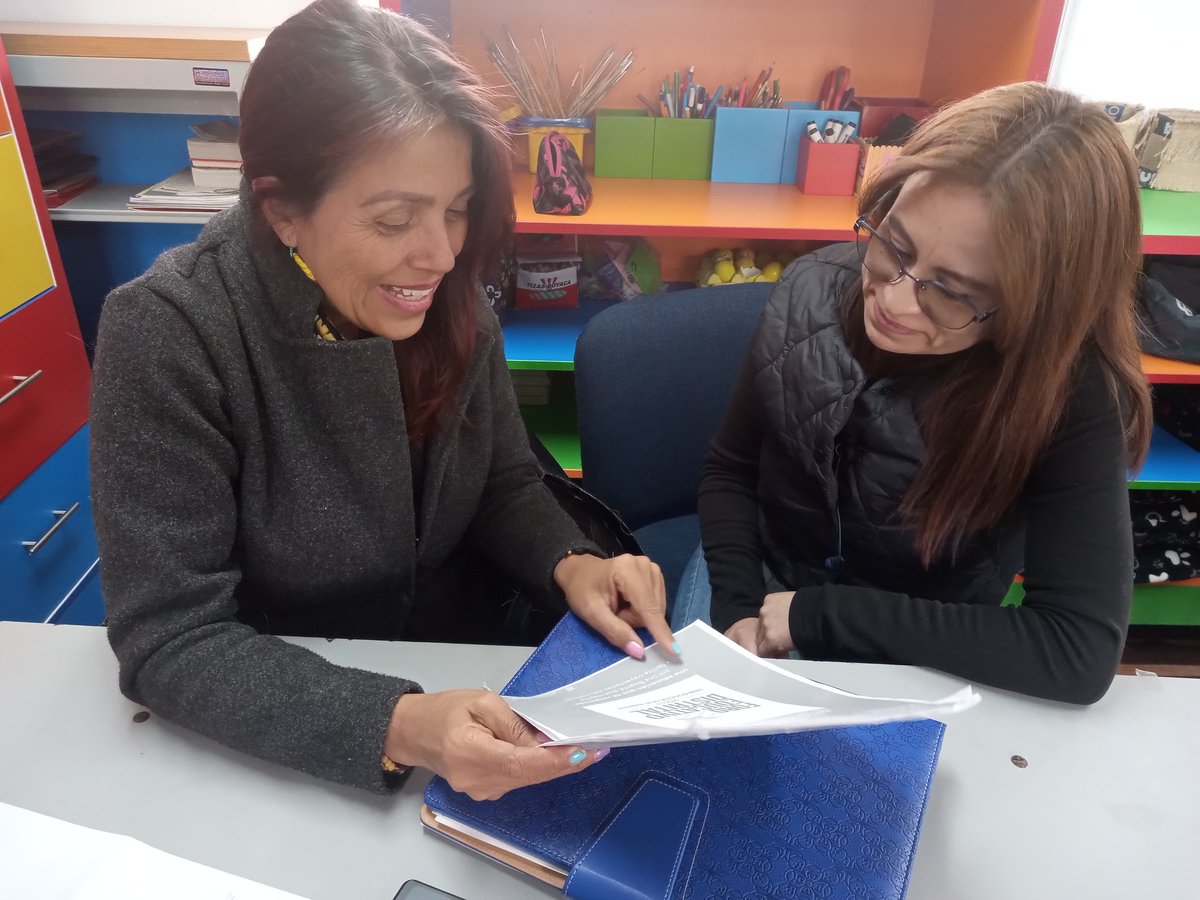 crusmealto's tweet photo. En #JornadaPedagógica de hoy, nuestro equipo de docentes socializó experiencias TEA desarrolladas en cada CED con el apoyo de las auxiliares del equipo de @Colsubsidio_Ofi con miras al #ForoLocal
@Sec_Educ @UsmeAlcaldia @ALCBolivar #UnaEducaciónQueTeResponde
#Creatividad #Crua https://t.co/HR1eh7cFOR