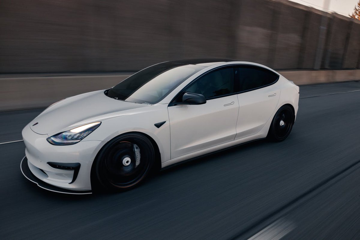 TechTalks3X's tweet image. 🔋 Are Electric Vehicles the Future of Transportation, or Just a political push?  What’s your take? Is it sustainable? Share your thoughts and experiences!  @elonmusk chime in please🚗⚡ #TechTalks3 #ElectricVehicles #SustainableTransportation