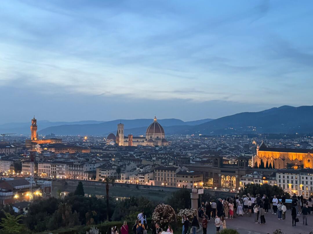 Florence is synonymous with romance itself, isn't it?#WorldPhotoDay2024 #Nature (Natural World)