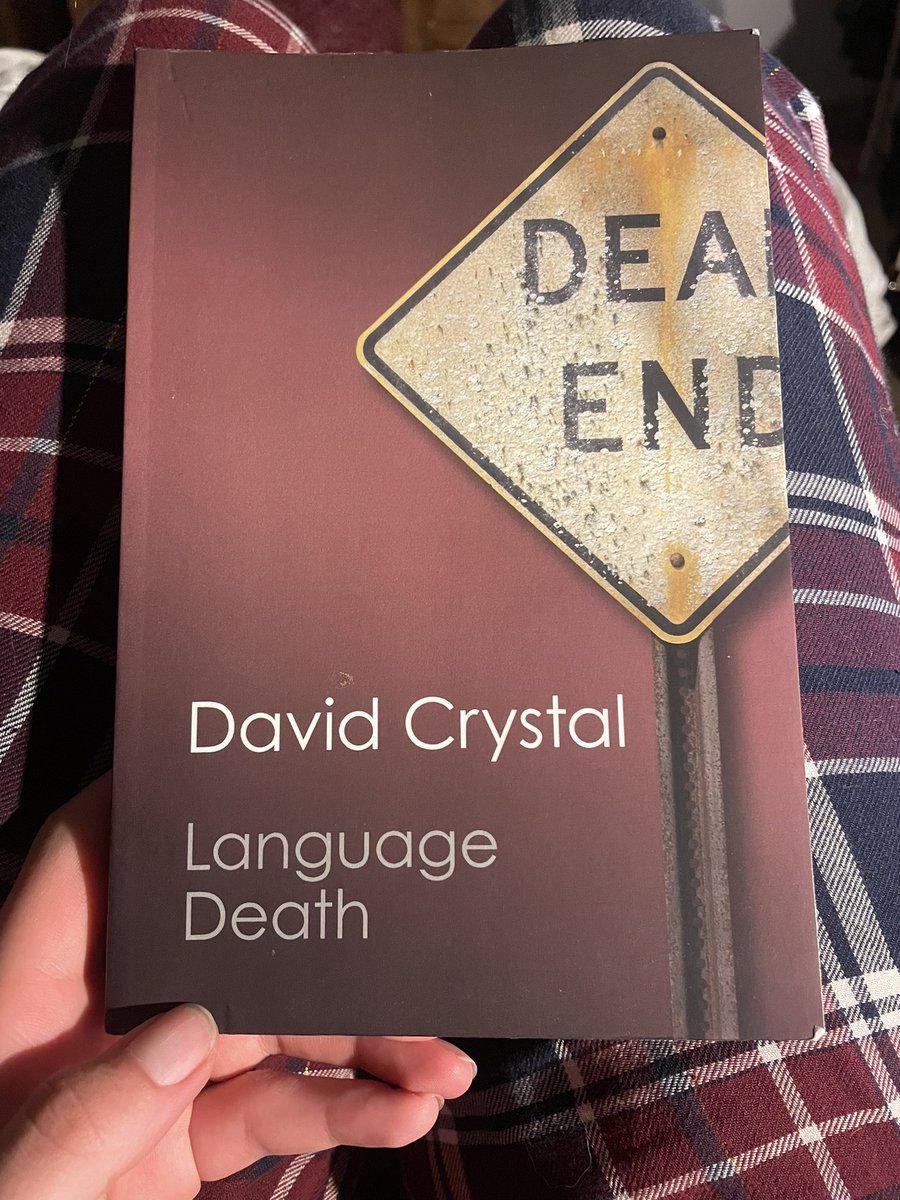 HeleneCombe's tweet image. Tonight’s book 😻☕️ #languagedeath #sociolinguistics