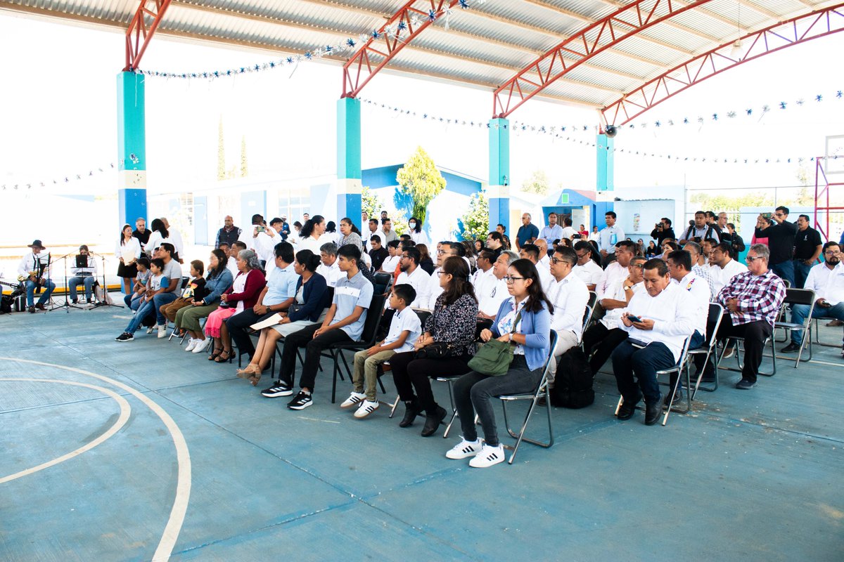 DDHPO's tweet photo. Como resultado de la Recomendación 06/2022 emitida por la Defensoría de los Derechos Humanos del Pueblo de Oaxaca, la Ombudsperson, Elizabeth Lara Rodríguez, atestiguó el Acto de Reconocimiento de Responsabilidad y Disculpa Pública a cargo del...(1/4) https://t.co/LWWUIVBefA