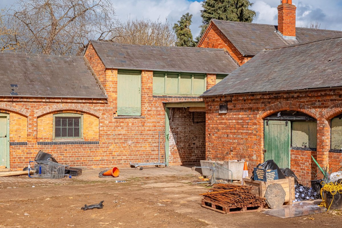 Plans have been approved to restore and repurpose the 19th century Delapre Abbey Stables. 

The £4.8 million initiative will transform a cluster of stable buildings into a mixed-use development. 

Read more: buff.ly/3M5tKJe 

<a href="/DelapreAbbey/">Delapré Abbey</a> | <a href="/HeritageFundUK/">The National Lottery Heritage Fund</a>