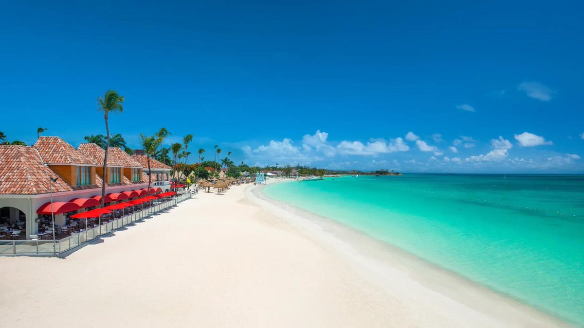 txcruiseagent's tweet photo. Rediscover romance at Sandals Grande Antigua Resort &amp; Spa, an all-inclusive luxury resort nestled on Antigua's world-famous Dickenson Bay. From luxurious suites with panoramic ocean views to gourmet dining at 11 specialty restaurants, every moment is designed to elevate your... https://t.co/xfnLW1XBmA