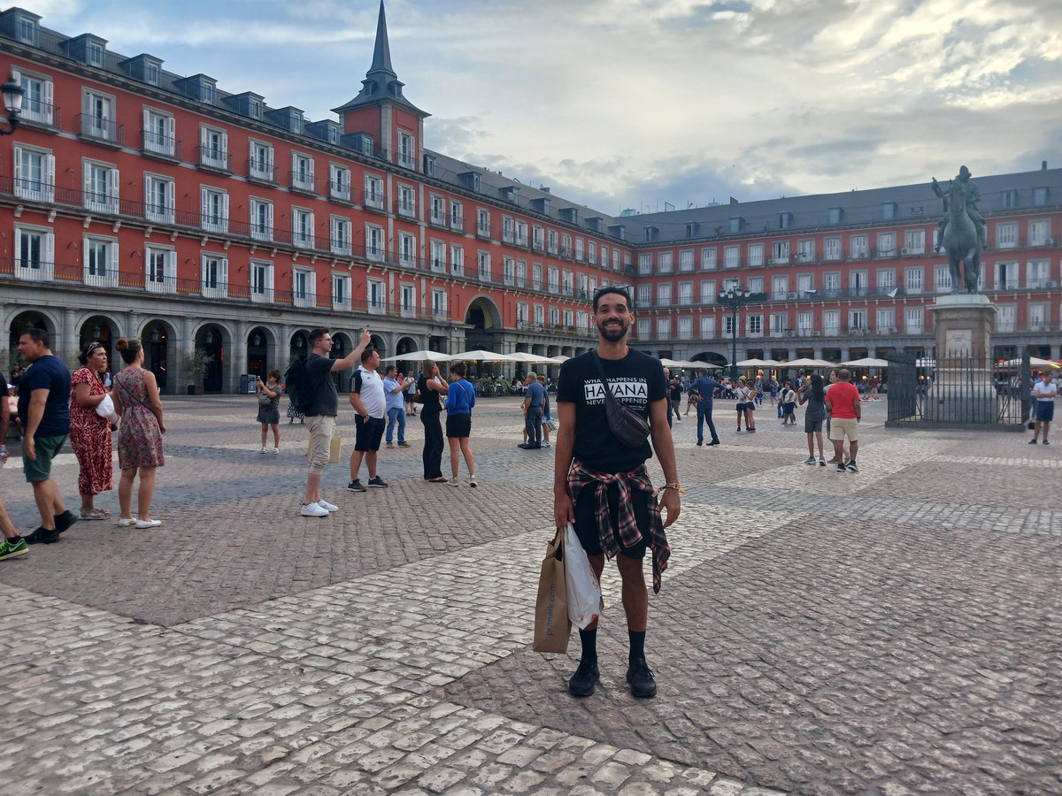 De la Habana a Madrid 🇪🇸 
📍Plaza Mayor