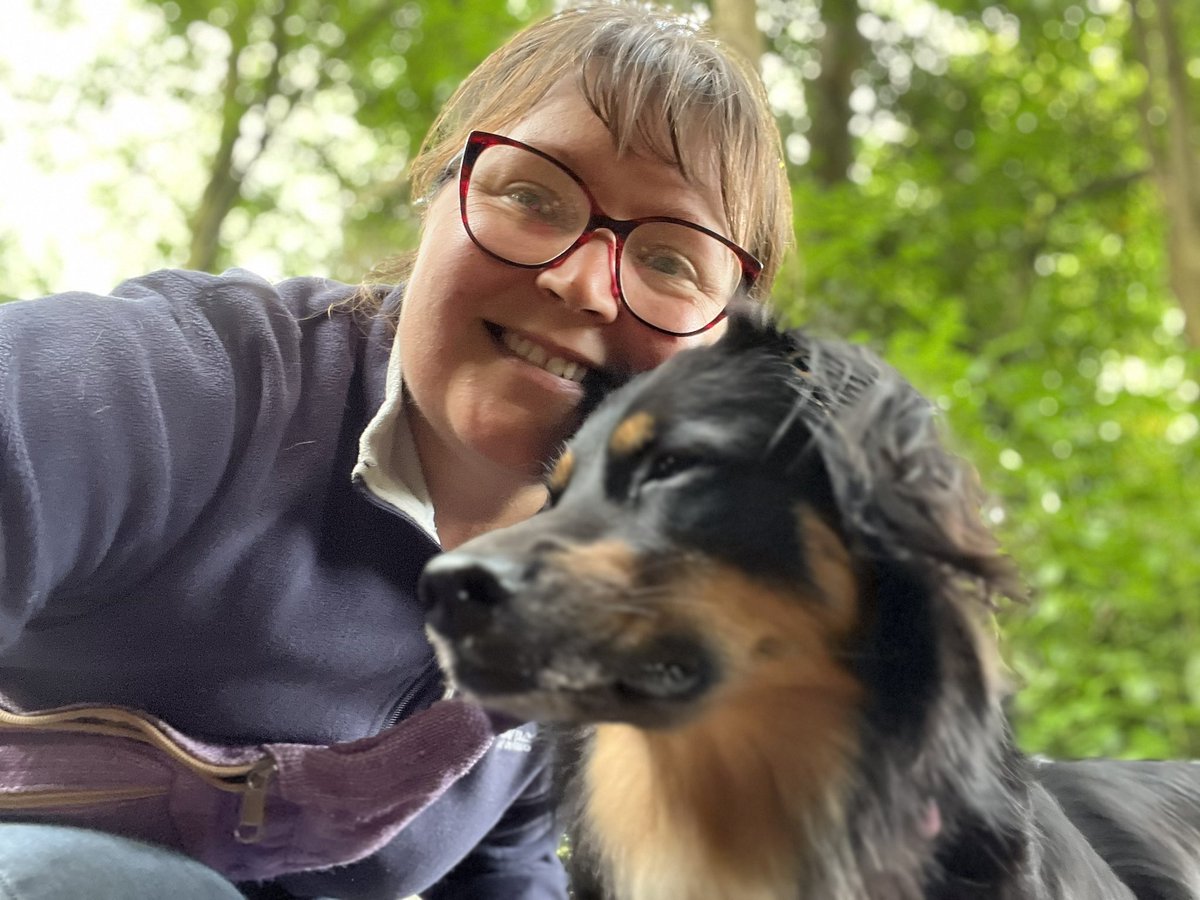 JacquesFine's tweet photo. Walking Suki and Velvet this pm ❤️🐕❤️

#dogwalking #dogwalker #waterford #Ireland https://t.co/97z1fZ6228
