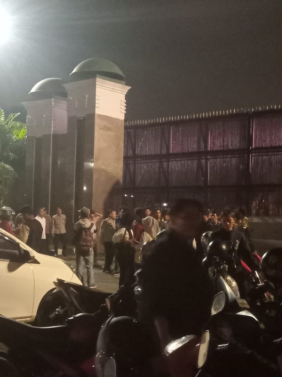 tokiodrippin's tweet photo. dah rame aje https://t.co/6OJACCnR7T