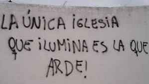 JosemaVallejo's tweet image. A ver si lo he entendido.

Puedo decir "odio a los turistas", poner en mi bar un cartel de "no admito madrileños"; escribir en Twitter "la única iglesia que ilumina es la que arde", decir "arderéis como en el 36", llamar pederastas a todos los curas y torturadores a todos los…