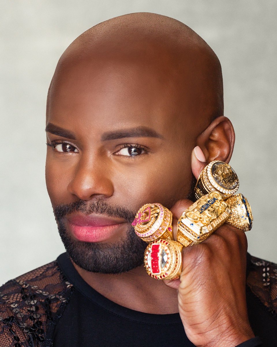 DBSchamprings's tweet photo. #WorldChampWednesday with #TeamIC🏆
During my @InsideCheer shoot, I wanted to recreate the iconic #MichaelJordan pose, & was inspired to serve up something uniquely ME🖤
Huge shoutout to @AJKImages 📸 & his team& Evolve!💍making this experience awesome for everyone involved! https://t.co/BsgQoQMvbz