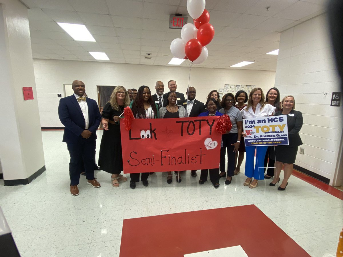 ahdee315's tweet photo. Today is a great day @WMSHCS our TOTY @Dr_A_Glass was named as a semi finalist for @HenryCountyBOE #shessodeserving #thebestisyettocome
#totysemifinalist #gameon
@FredricLatschar @creseda_hawk @AntonioMattox2 https://t.co/oNmAIibb6n