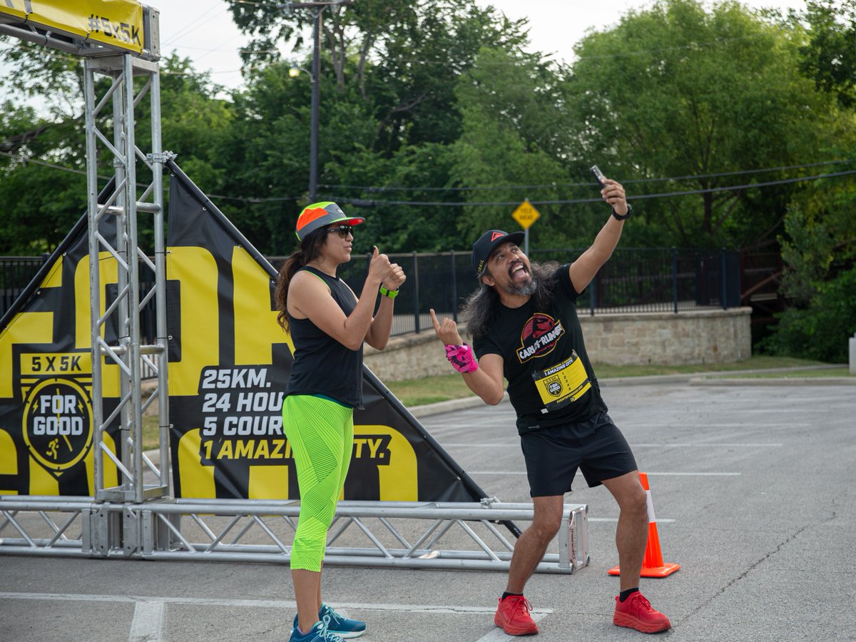 An event day must? An epic finish line photo!