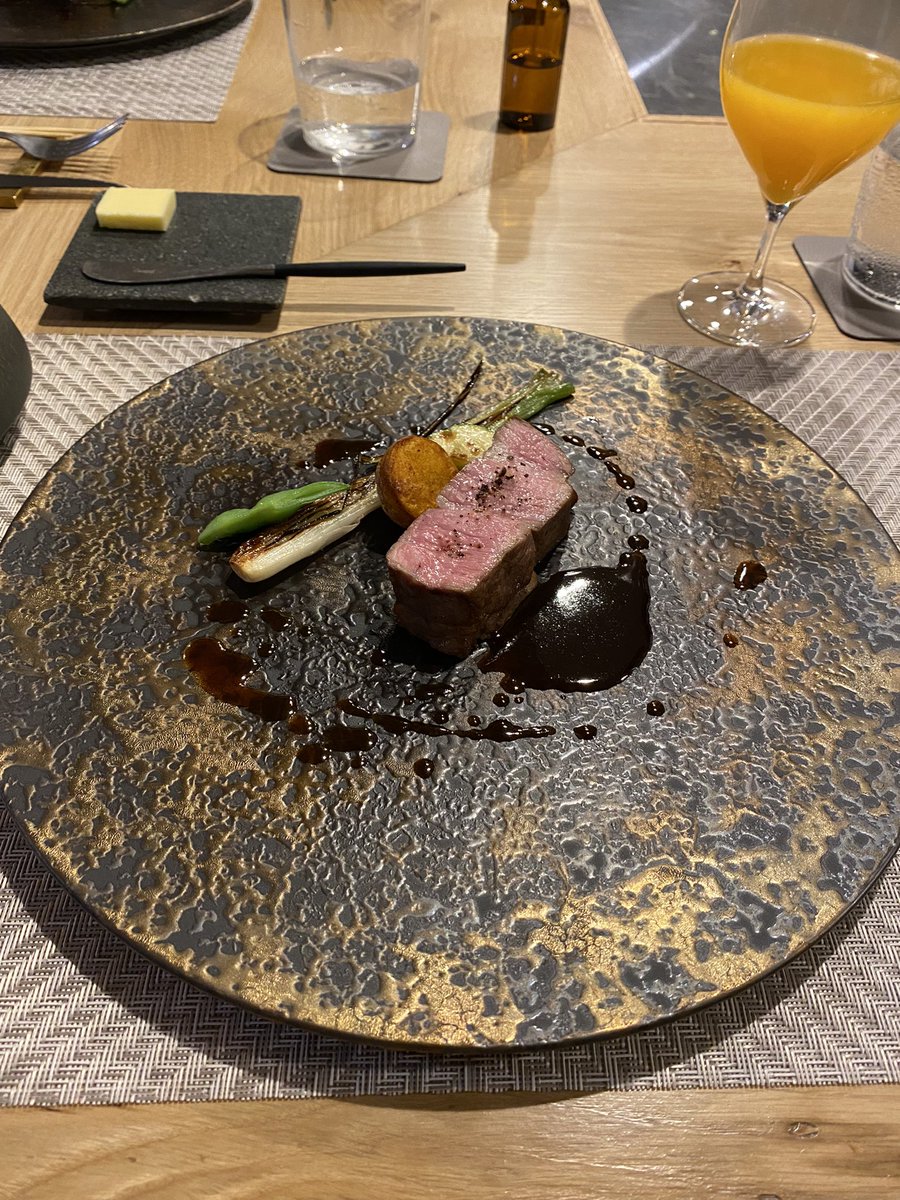 soichiro_0857's tweet photo. 📍MAISON NAKAKO（大阪）

　ここのフレンチ料理内装もお洒落で料理
　も抜群に美味しかった✨🍽️

#日常
#日常垢
#日常垢さんとつながりたい
#日常垢さんと繋がりたい
#お洒落さんと繋がりたい https://t.co/KRIIQfvxSL