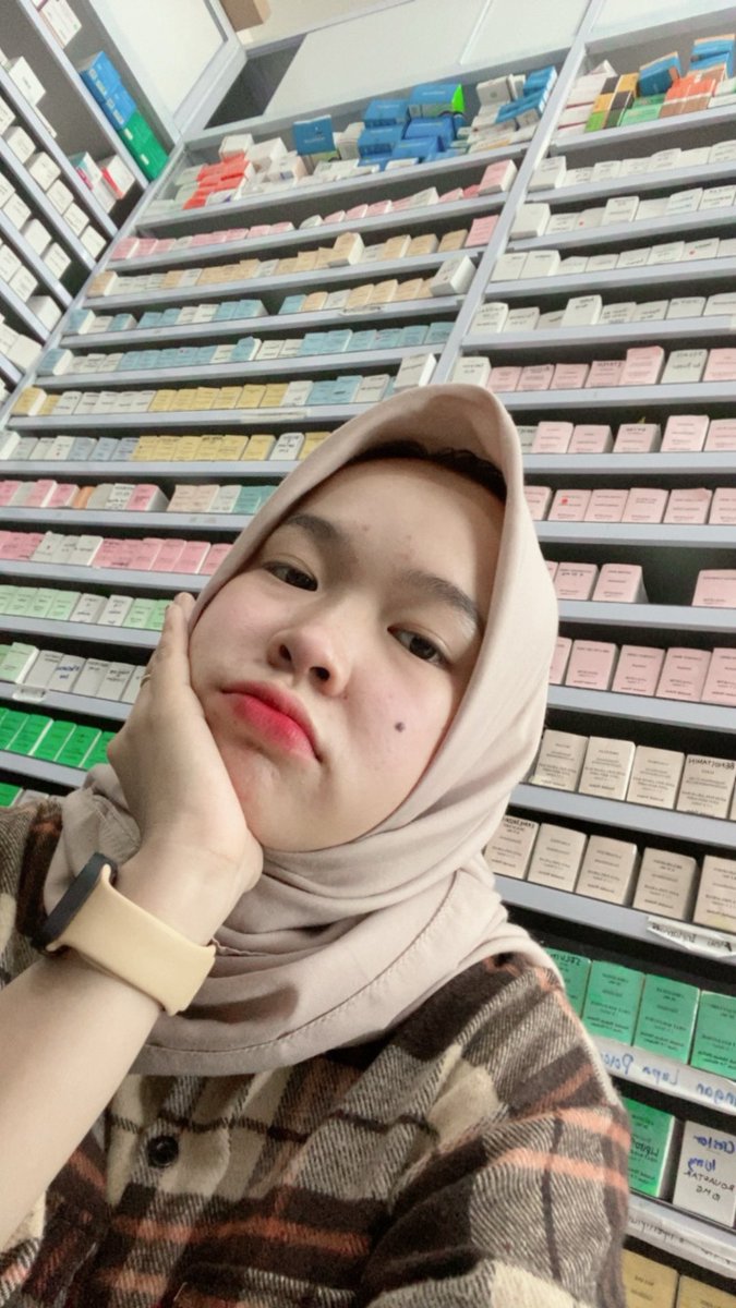 sipitri_'s tweet photo. Haha hihi eh dah 26 taon. Kek selama 26th ini ngapain aja anjr?!!!😭 https://t.co/qxi4Lk2a5B