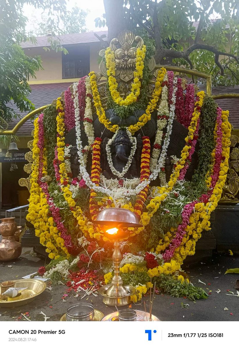 HRR018's tweet photo. Today's Alankara of Sauthadka Shri Maha Ganapathy..🙏 https://t.co/rfOtrkq0DE