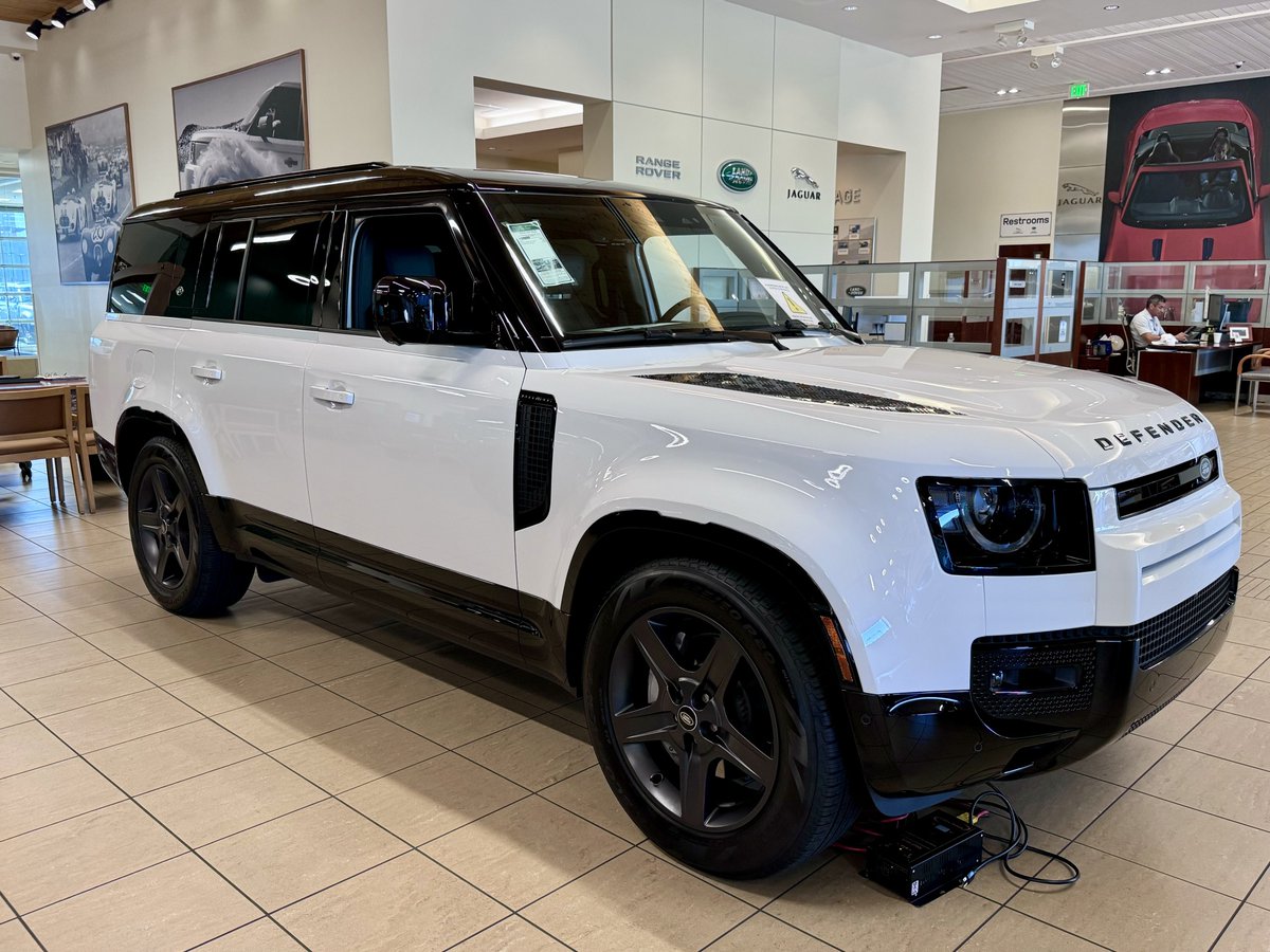 landroverns's tweet image. Introducing the Defender 130: Where adventure meets refinement. This stunning white beauty is ready to conquer any terrain while turning heads. Experience the epitome of capability and luxury. #LandRoverNorthScottsdale #Defender130 #LuxurySUV #LandRoverDefender130