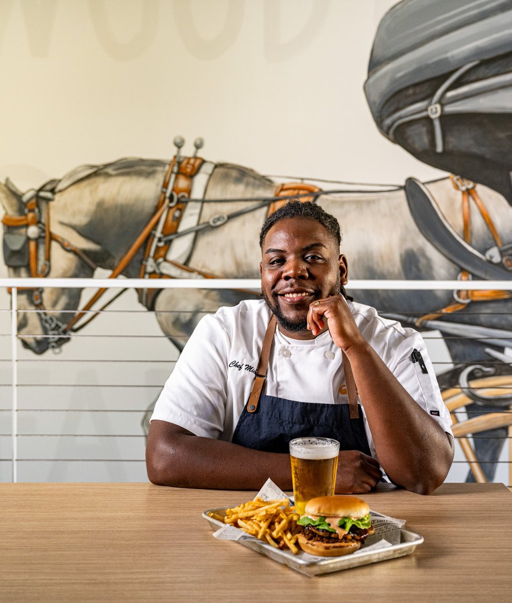 Certified_SC's tweet image. Drawing inspiration from a life exploring the wonders of food culture, Chef Michel Sibert uses local ingredients to highlight local producers and innovate SC food culture. Check out his collab with DarkSpore Mushroom company: tinyurl.com/mrrburbb
#DiscoverSC #CertifiedSC