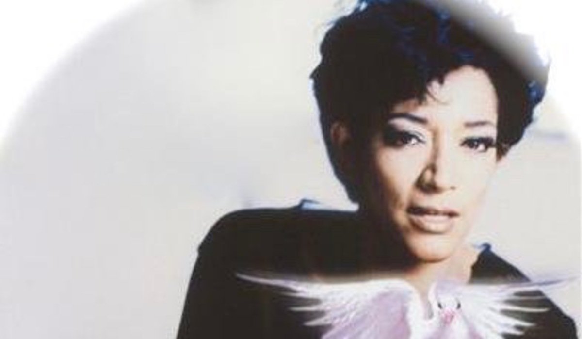 PierreHellebaut's tweet photo. #BOTD
#KimSledge (1957) https://t.co/xAL65GrsO1