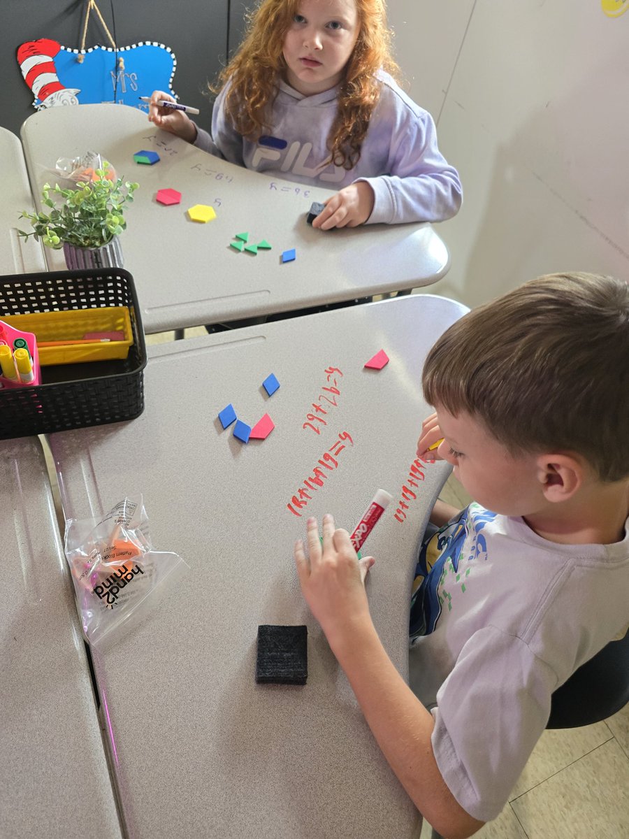 JanetTolbert6's tweet photo. Algebra in 2nd grade? Why not? We used pattern blocks to create equations. Smart kids! @BrittanySutton_ @SparkleTSmith @PhallonTri @LGE__HCS https://t.co/g8gytKqJE1