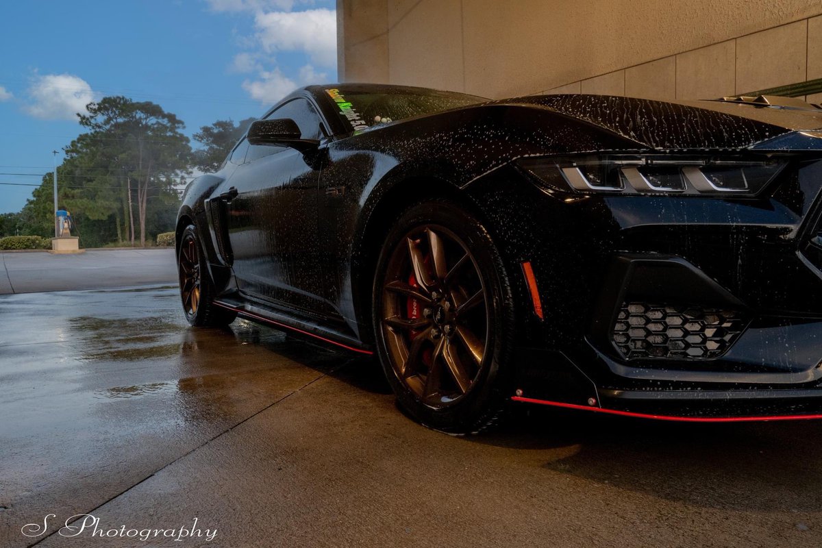 ithecommie's tweet image. My stang got a wash the other day 😈🔥